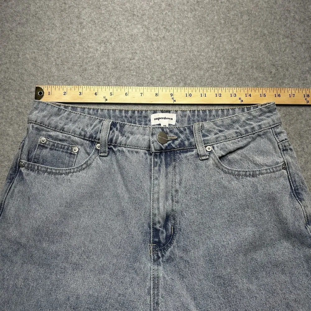 Superdown Jeans Women's Size 29 Light Wash Distressed‎ Hem High Rise Denim